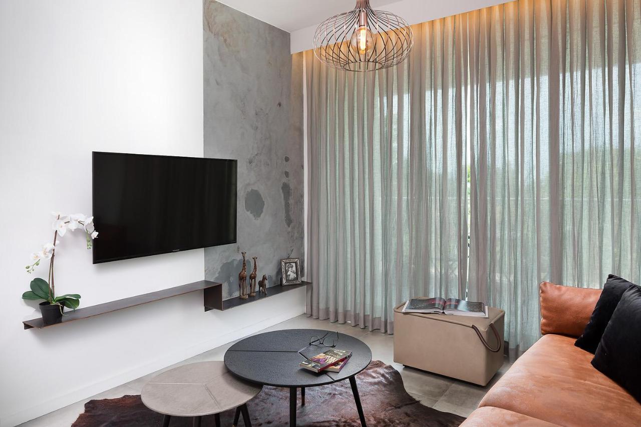 Caesarea Boutique Suite - סוויטת בוטיק קיסריה Exteriör bild